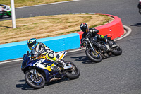 enduro-digital-images;event-digital-images;eventdigitalimages;mallory-park;mallory-park-photographs;mallory-park-trackday;mallory-park-trackday-photographs;no-limits-trackdays;peter-wileman-photography;racing-digital-images;trackday-digital-images;trackday-photos